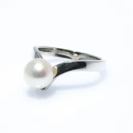 Peak White Pearl RIng